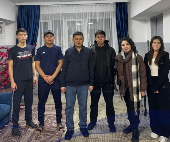 Познавательная лекция «Уроки независимости» и дежурство в студенческом общежитии